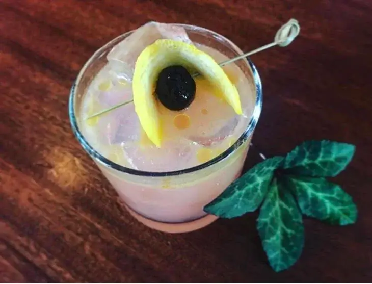 CBD Cocktail, CBDeez Knees